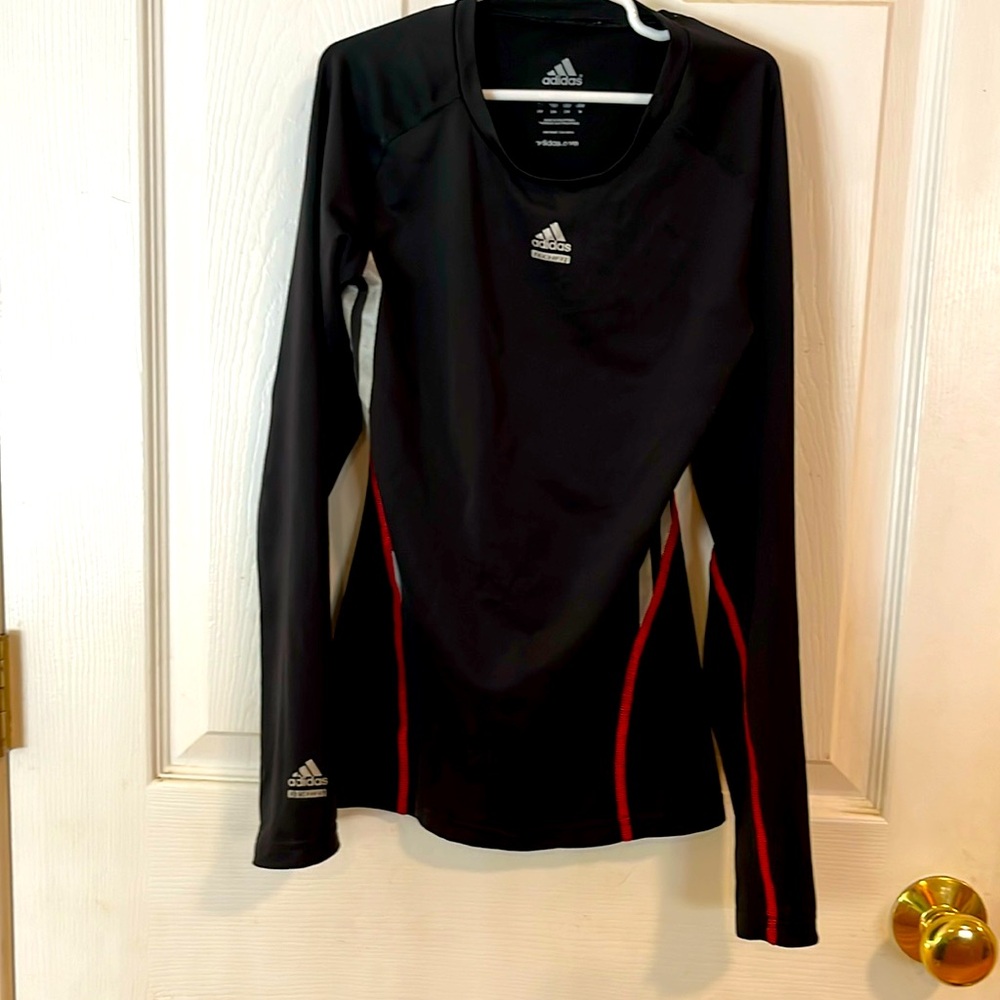 Boys athletic longsleeve shirt